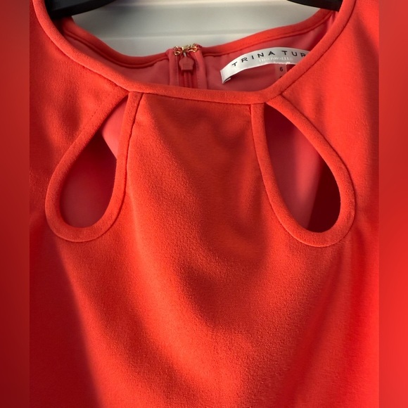 Trina Turk Coral Cutout Faux Overlay Midi Dress size 6 - Picture 3 of 12